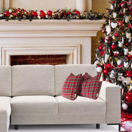 PILLOW XMAS ROOM WITH RED TARTAN DECORATION.jpg