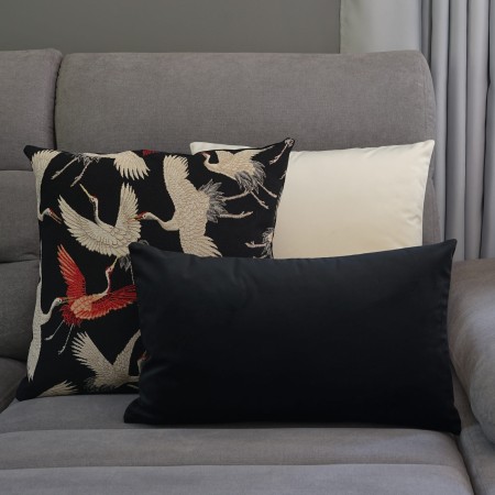 Poszewka 30x60 cm PTAKI gobelinowa ŻURAWIE  czarna Japandi na poduszkę PolDesign