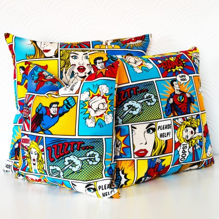 POSZEWKA 45X45 CM KOMIKS SUPERMAN KOLOROWA MŁODZIEŻOWA NIEBIESKA CZERWONA