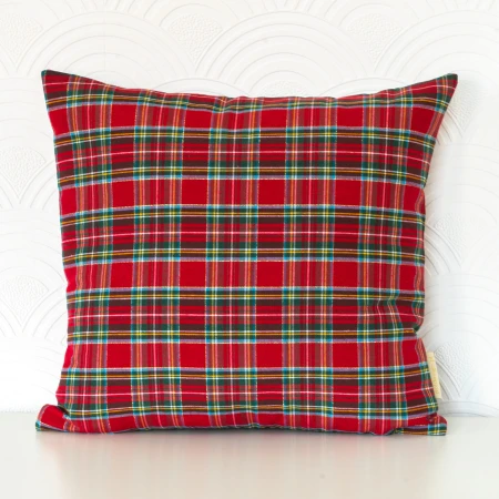 Red tartan pillow cover with gold thread 40x40.jpg